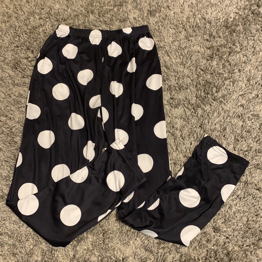 Polka dot leggings